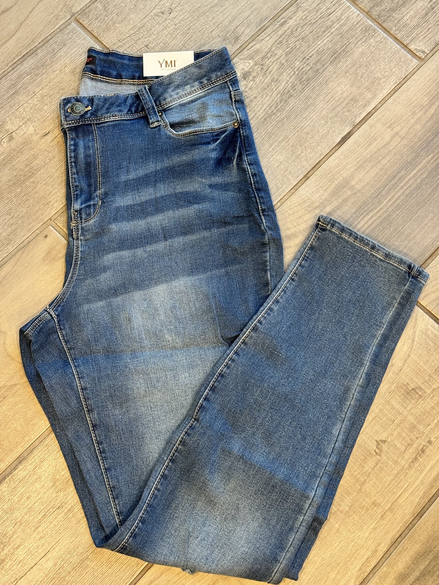Ripped High Rise Skinny Jean